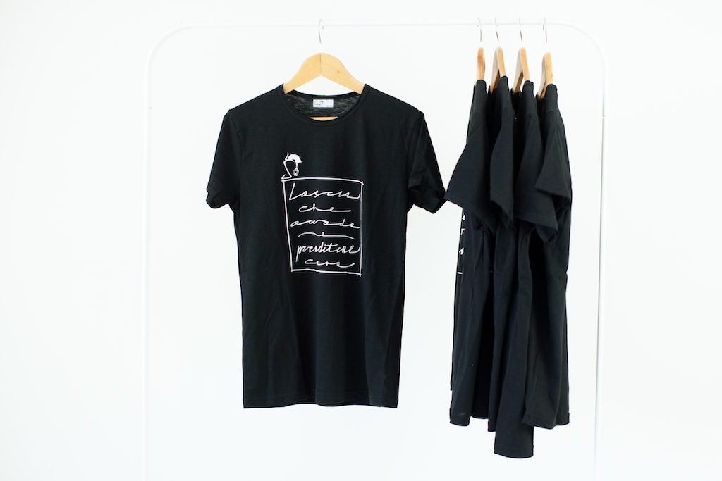 T shirt personalizzata nera maniche corte